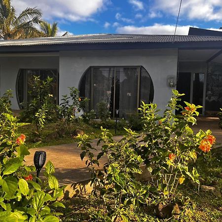 Hotel Hanau'Eepe Hanga Roa Exterior photo
